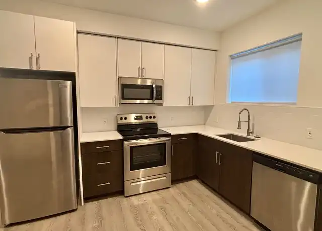 Property at 232 NE 61st Ave Unit 102, Portland, OR, 97213, 1 bed, 1 bath, [object Object]