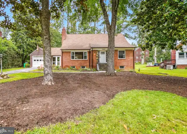 Property at 7003 Wells Pkwy, Hyattsville, MD, 20782, 4 beds, 3 baths, [object Object]