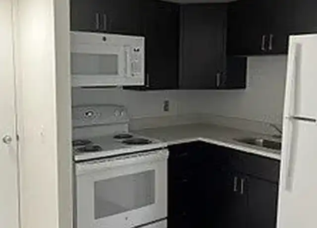 Property at Luther Towers - 1201 N Harrison St, Wilmington, DE, 19806, 0-1 beds, 1 bath, [object Object]