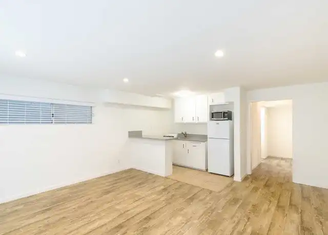Property at 1261 N Laurel Ave #20, West Hollywood, CA, 90046, 0 beds, 1 bath, [object Object]