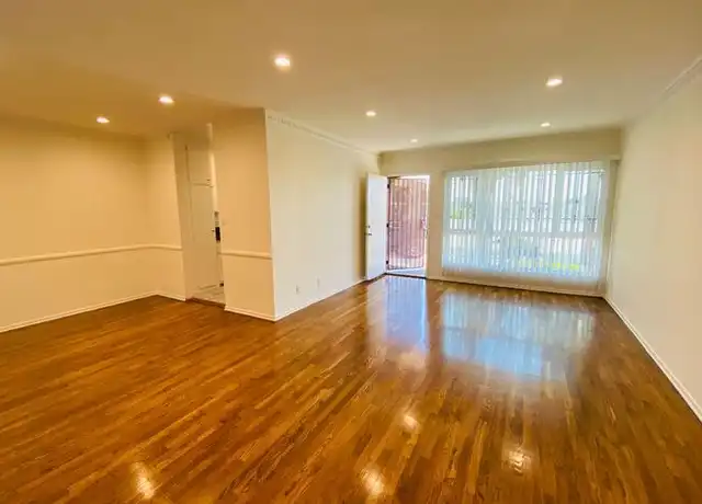 Property at 4667 Maplewood Ave Unit 6, Los Angeles, CA, 90004, 1 bed, 1 bath, [object Object]