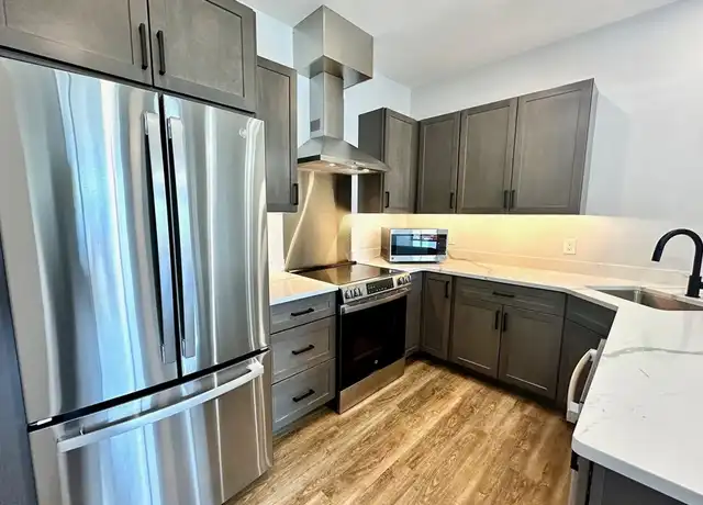 Property at 21 Summer St Unit 205, Natick, MA, 01760, 2 beds, 2 baths, [object Object]