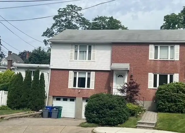 Property at 15 Glazer Rd Unit 15, Newton Centre, MA, 02459, 3 beds, 1.5 baths, [object Object]