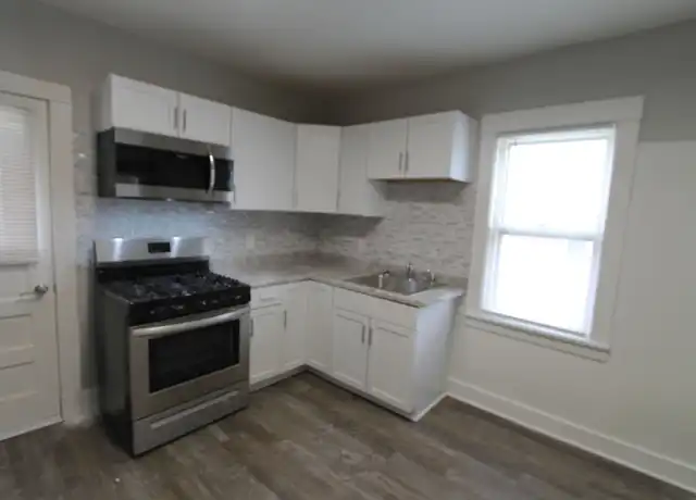 Property at 4113 S 36th St, Omaha, NE, 68107, 2 beds, 1 bath, [object Object]