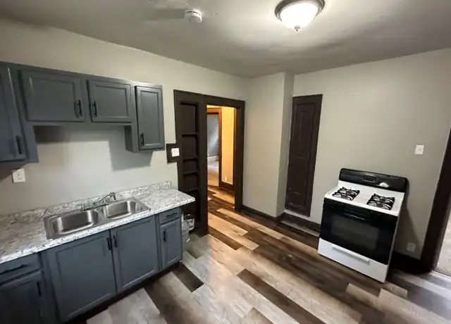Property at 2162 N 41st St #2164, Milwaukee, WI, 53208, 3 beds, 1 bath, [object Object]