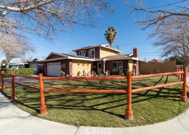 Photo of 44502 Denmore Ave, Lancaster, CA 93535