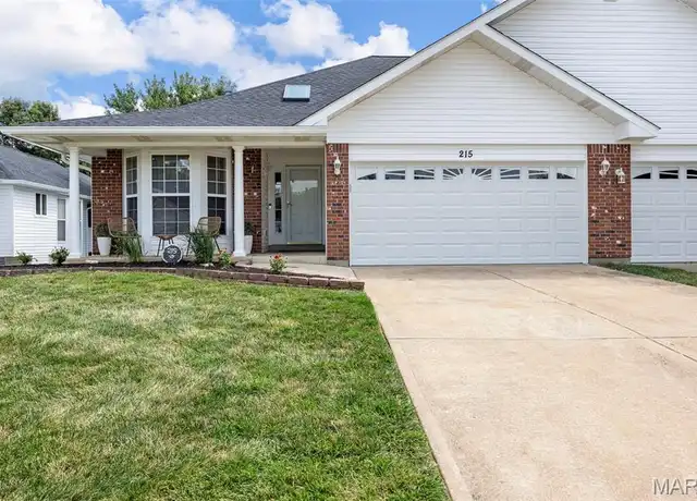 Property at 215 Kildare Ct, O'Fallon, MO, 63366, 3 beds, 3 baths, [object Object]
