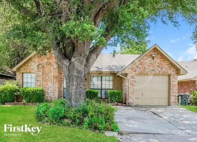 Property at 2404 Busch Dr, Arlington, TX, 76014, 3 beds, 2 baths, [object Object]