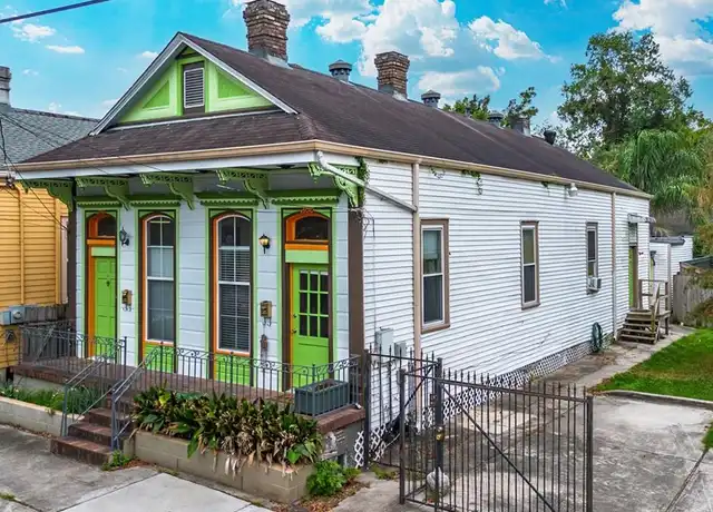 Property at 2750 Dumaine St, New Orleans, LA, 70119, 3 beds, 1 bath, [object Object]