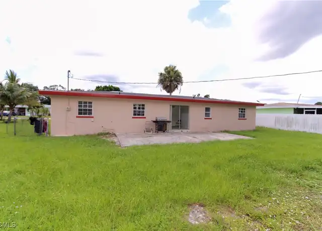 Property at 382 Ottumwa Ave, Fort Myers, FL, 33905, 3 beds, 1 bath, [object Object]