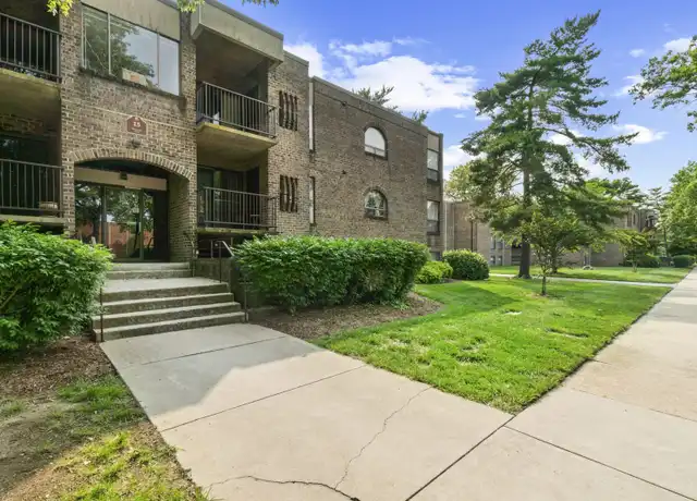 Property at 15 Silverwood Cir #11, Annapolis, MD, 21403, 2 beds, 2 baths, [object Object]