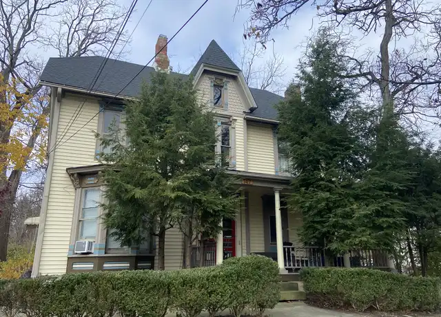 Property at 147 E Bridge St Unit 2, Berea, OH, 44017, 3 beds, 1 bath, [object Object]