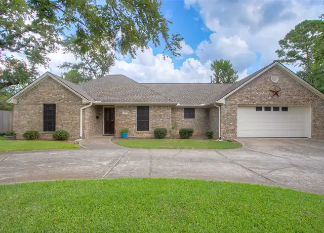 Property at 103 Brittany Ln, Huntsville, TX, 77320, 3 beds, 2 baths, [object Object]