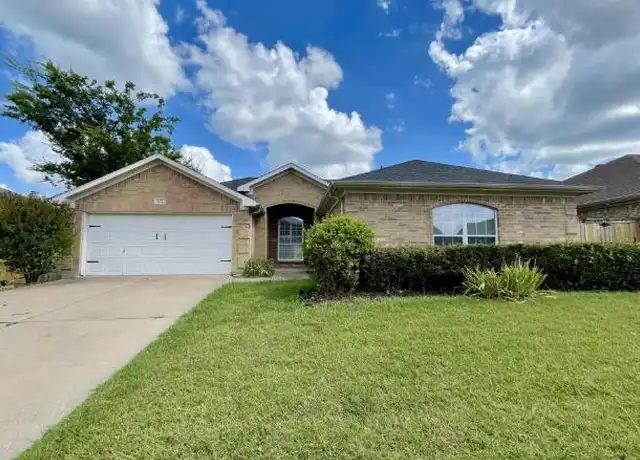Property at 322 Kingfisher Ln, Arlington, TX, 76002, 3 beds, 2 baths, [object Object]
