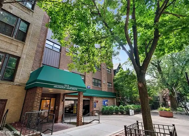 Property at 555 W Arlington Pl, Chicago, IL, 60614, 0-1 beds, 1 bath, [object Object]