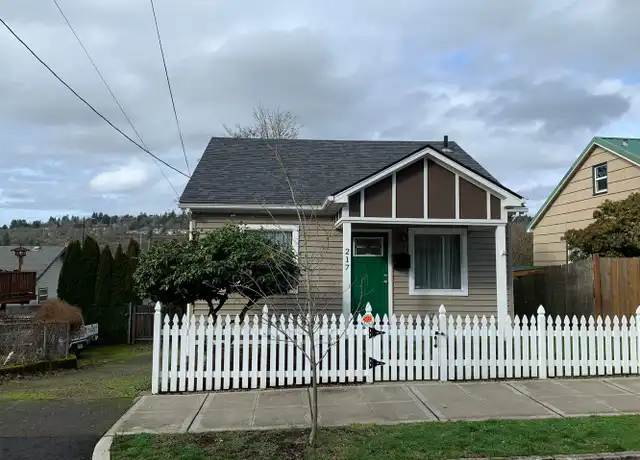 Property at 217 S High St, Oregon City, OR, 97045, 3 beds, 1 bath, [object Object]