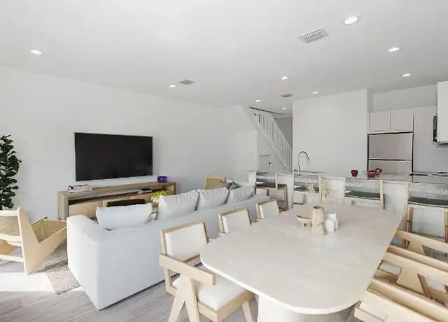 Property at 600 NW 30th Ave, Pompano Beach, FL, 33069, 3 beds, 3 baths, [object Object]