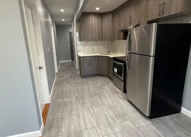 Property at 66-76 Fresh Pond Rd Unit 2F, Queens, NY, 11385, 2 beds, 1 bath, [object Object]