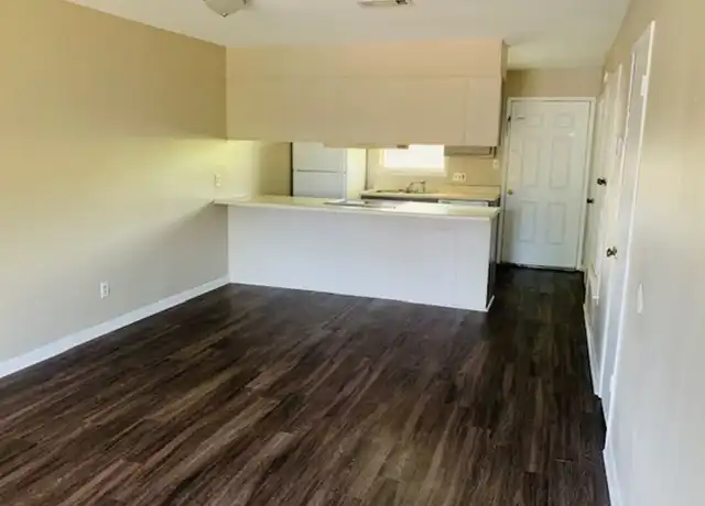 Property at 1 Hidden Valley Dr Unit A5, Tupelo, MS, 38801, 2 beds, 1.5 baths, [object Object]