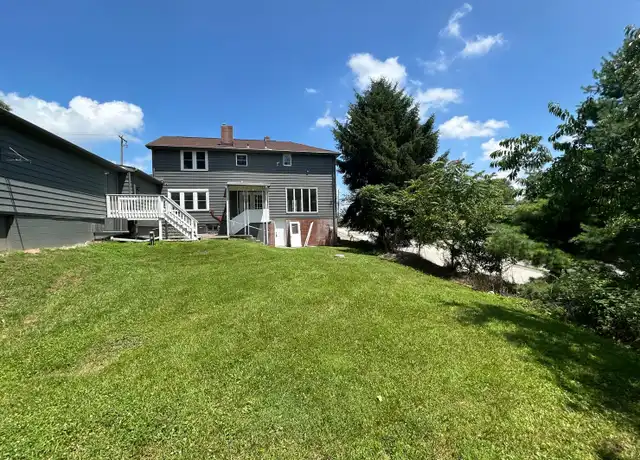 Property at 995 Brodhead Rd, Coraopolis, PA, 15108, 4 beds, 2.5 baths, [object Object]