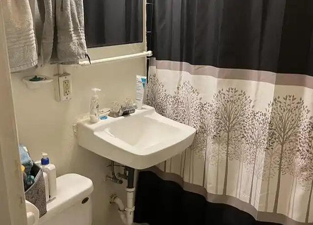 Property at 635 Howard Pl Unit L1, Madison, WI, 53703, 1 bed, 1 bath, [object Object]