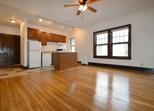 Property at 128 E 18th St Unit 7 34, Minneapolis, MN, 55403, 1 bed, 1 bath, [object Object]