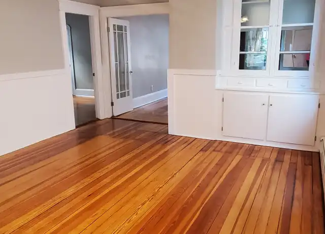 Property at 194 Eugenia St Unit 1, New Bedford, MA, 02745, 3 beds, 1 bath, [object Object]