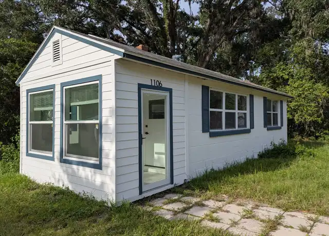 Property at 1106 NE 10th Pl, Gainesville, FL, 32601, 2 beds, 1 bath, [object Object]