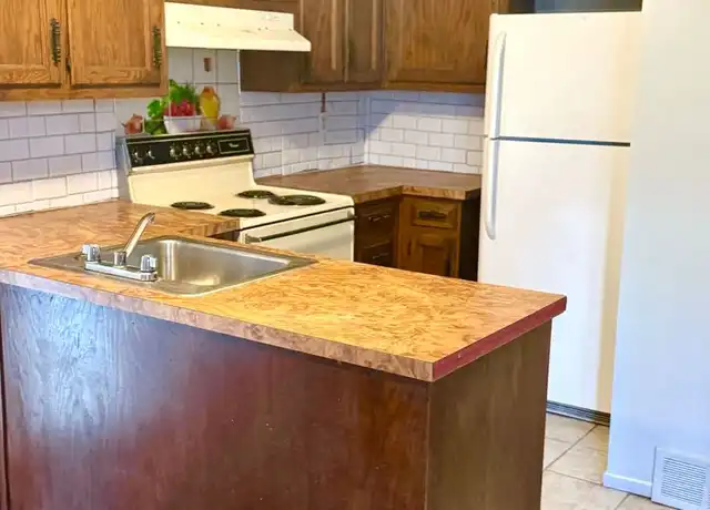 Property at 8622 Lane Ave, Raytown, MO, 64138, 2 beds, 1 bath, [object Object]