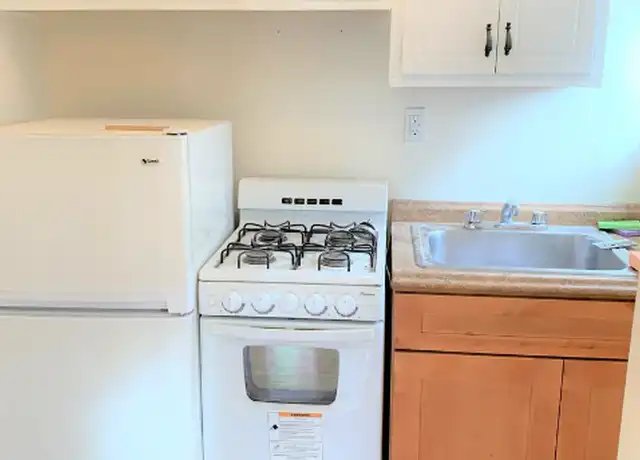 Property at 381 Harvard St Unit 1, Cambridge, MA, 02138, 1 bed, 1 bath, [object Object]