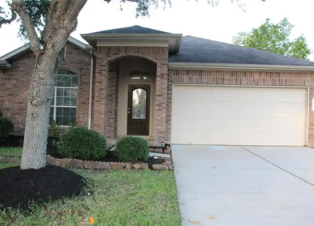 Property at 7301 Stonelick Ct, Pearland, TX, 77584, 3 beds, 2 baths, [object Object]