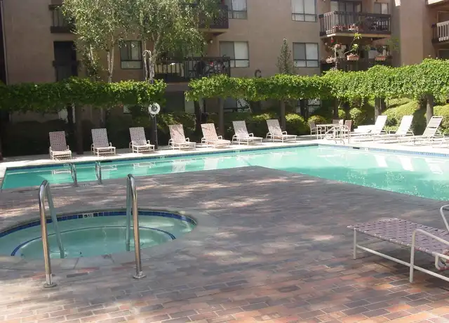 Property at 22100 Burbank Blvd Unit 168G, Woodland Hills, CA, 91367, 1 bed, 1 bath, [object Object]