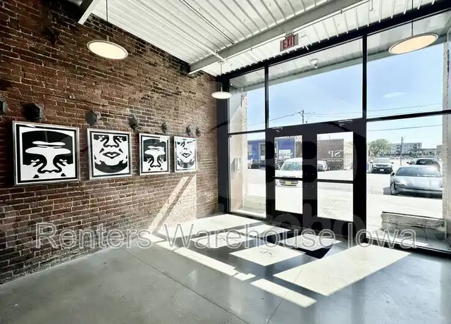 Property at 112 SE 4th St #303, Des Moines, IA, 50309, 1 bed, 1 bath, [object Object]