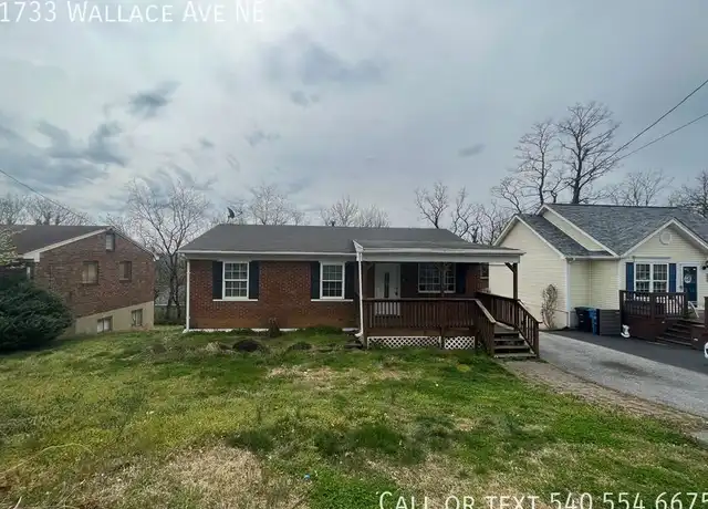 Property at 1733 Wallace Ave NE, Roanoke, VA, 24012, 3 beds, 1 bath, [object Object]