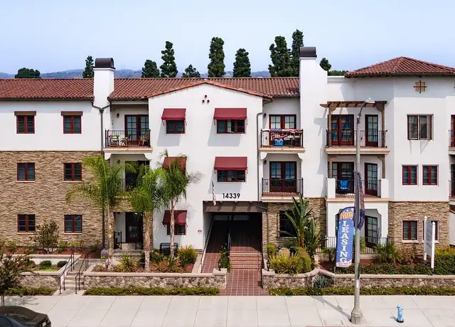 Photo of 14339 Whittier Blvd, Whittier, CA 90605