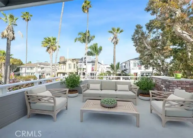 Property at 411 Goldenrod Ave Unit B, Corona Del Mar, CA, 92625, 3 beds, 3 baths, [object Object]