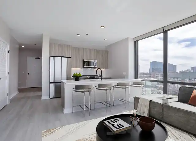 Property at Platform 4611 Uptown Chicago - 4611 N Broadway St, Chicago, IL, 60640, 0 beds, 1 bath, [object Object]