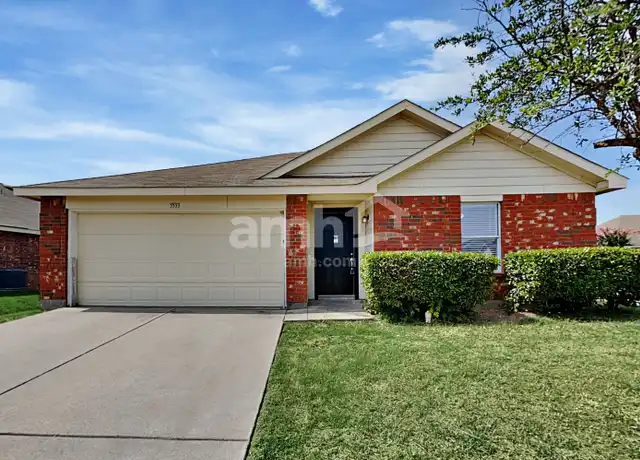 Property at 5533 Parkview Hills Ln, Fort Worth, TX, 76179, 4 beds, 2 baths, [object Object]