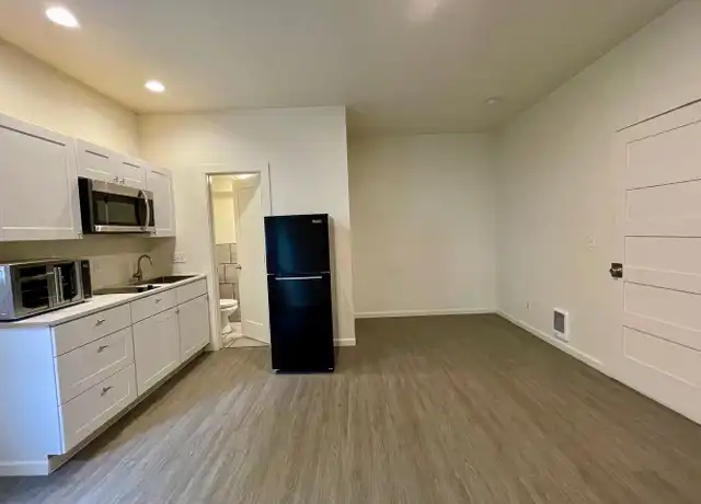 Property at 314 S Asbury St Unit 3, Moscow, ID, 83843, 1 bed, 1 bath, [object Object]