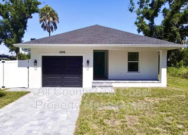 Property at 1006 Forest St, Nokomis, FL, 34275, 3 beds, 2 baths, [object Object]