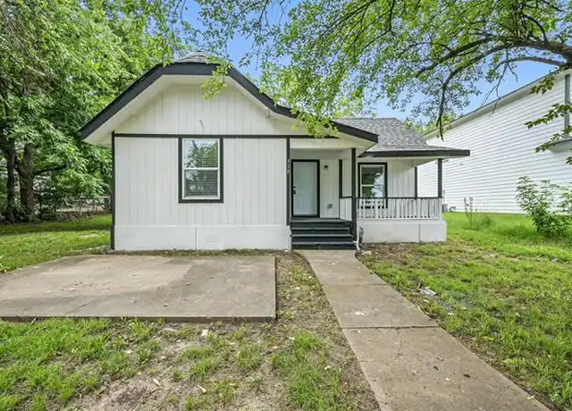 Property at 318 E Shepherd St, Denison, TX, 75021, 3 beds, 2 baths, [object Object]