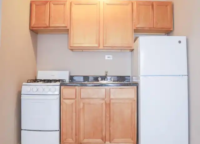 Property at 3355 W Eastwood Ave, Chicago, IL, 60625, 0 beds, 1 bath, [object Object]