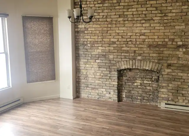 Property at 960 N 27th St Unit 101, Milwaukee, WI, 53208, 2 beds, 1 bath, [object Object]