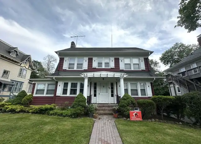 Property at 90 Kent Place Blvd, Summit, NJ, 07901, 5 beds, 2.5 baths, [object Object]