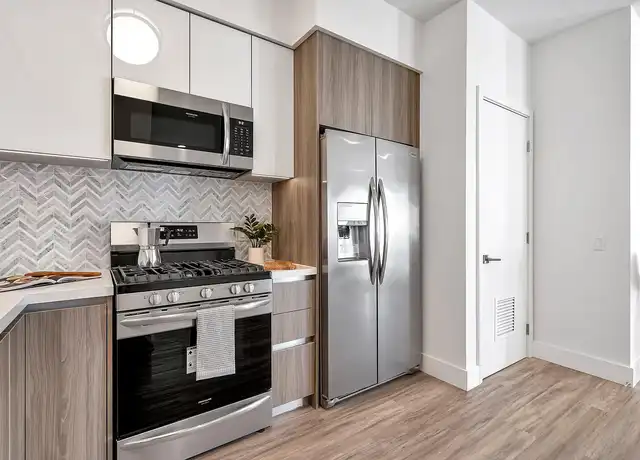 Property at Motor & Tabor Apartments - 10325 Tabor St, Los Angeles, CA, 90034, 1 bed, 1 bath, [object Object]
