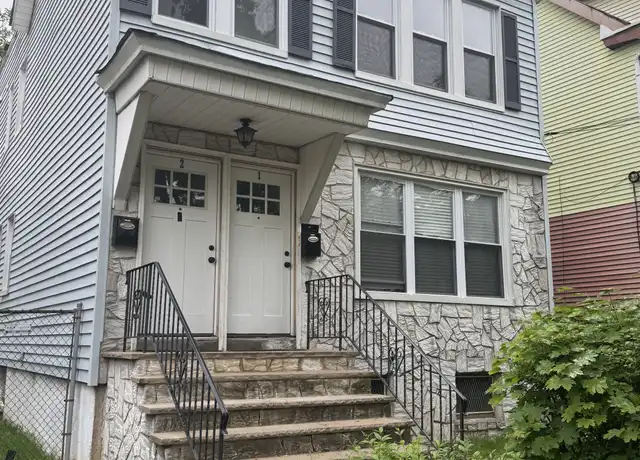 Property at 156 Weequahic Ave Unit 2, Newark, NJ, 07112, 4 beds, 1.5 baths, [object Object]