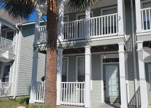 Property at 1010 N Hayne St, Pensacola, FL, 32501, 2 beds, 2.5 baths, [object Object]