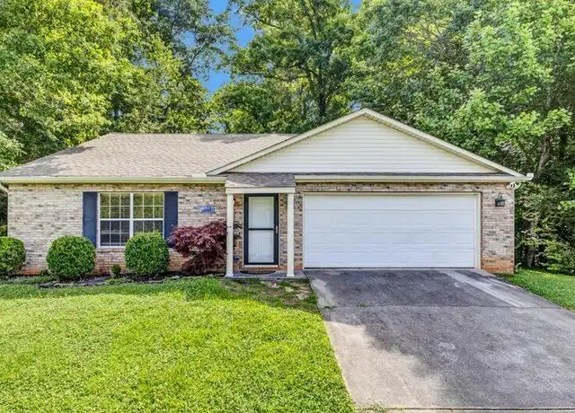 Property at 612 Liverpool Ln, Knoxville, TN, 37920, 3 beds, 2 baths, [object Object]
