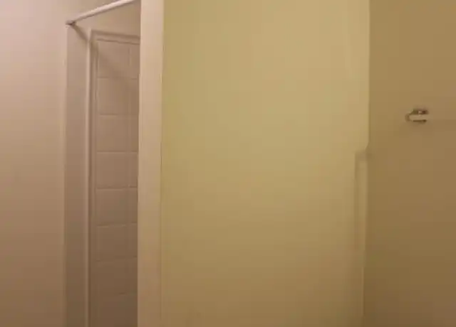 Property at 1544 W Glenlake Ave Unit 2G, Chicago, IL, 60660, 2 beds, 2 baths, [object Object]