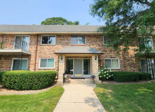 Photo of 191 Hillcrest Ter Unit 1B, Bloomingdale, IL 60108